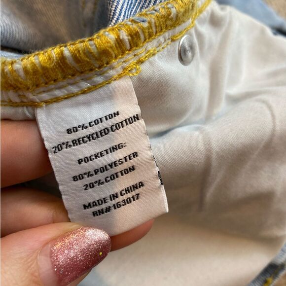 Princess Poly Women’s 8 Ripped Knee Straight Leg Jeans Light Distressed Denim - Picture 8 of 10